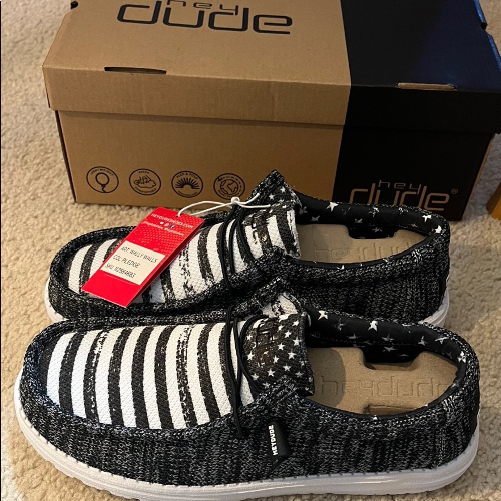 Hey Dude Shoes Wally Walls Pledge Patriotic